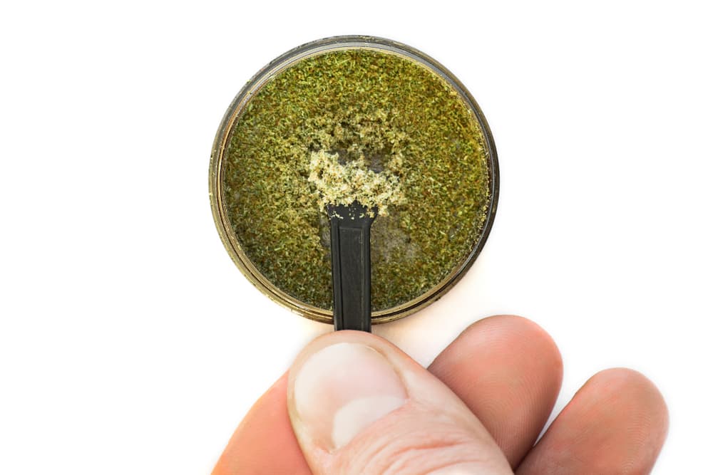 Avslöjar styrkan hos Trichomes och Kief