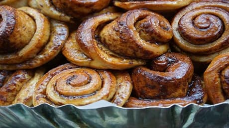 Cannabis Cinnamon Crescent Rolls recept