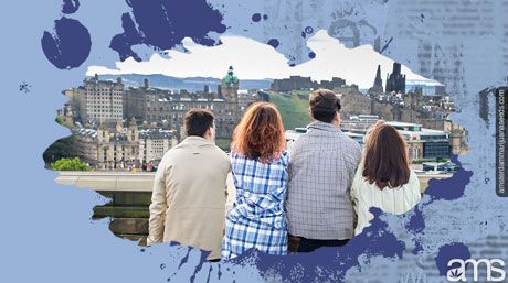 4 friends look at the landscape of Edinburgh in Scotland